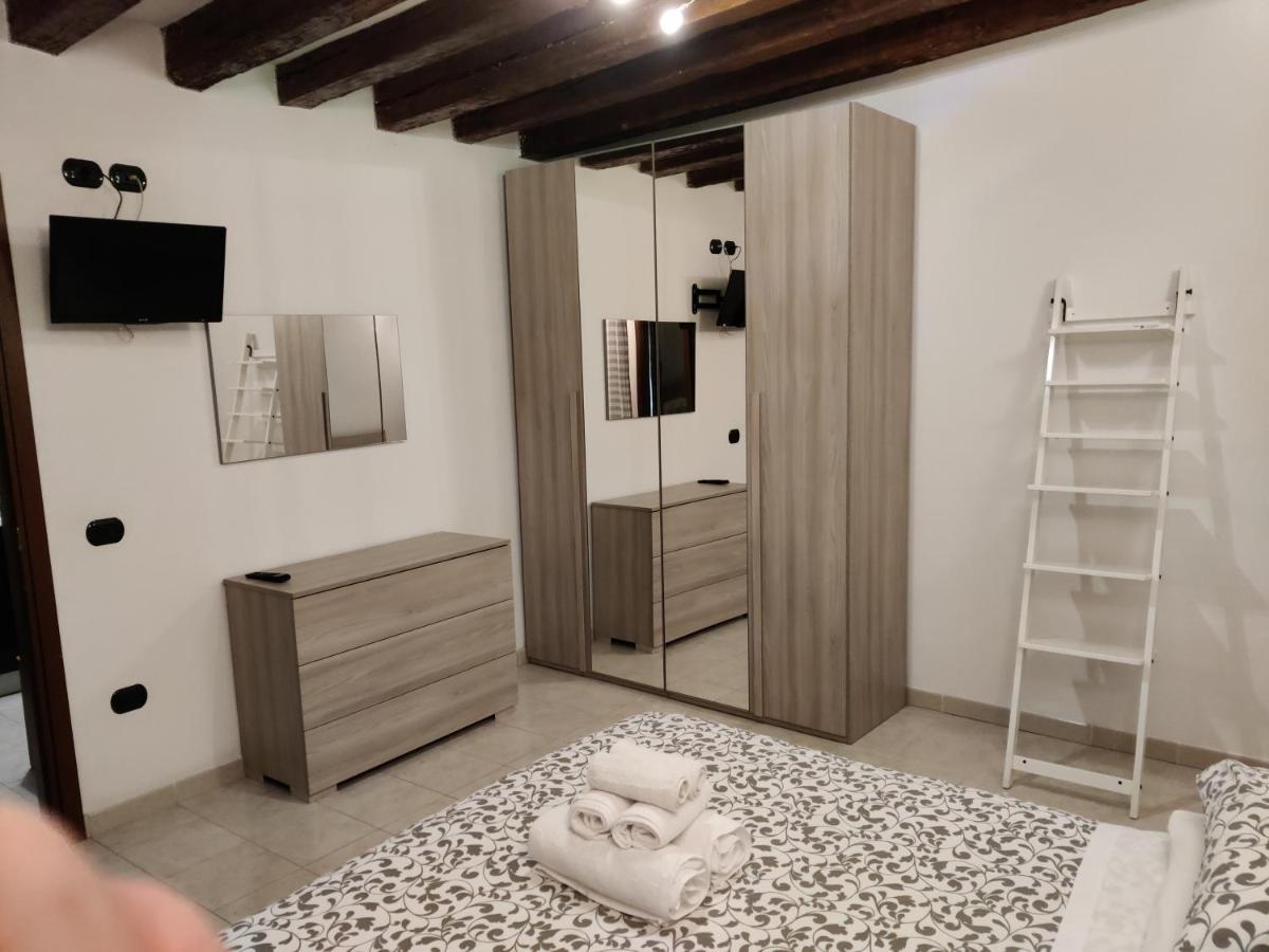Alla Lista Veneţia Exterior foto